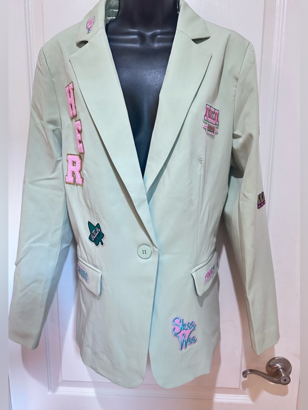 Upcycled AKA soror patchwork Mint Green Embroidered Blazer Jacket size XL - Picture 6 of 6